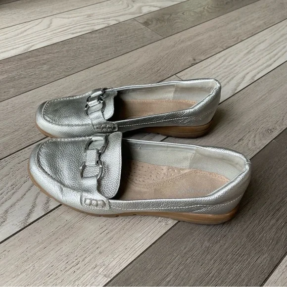 Easy Spirit Womens Avienta Leather Slip On Loafers Silver 11 Medium - Picture 2 of 9